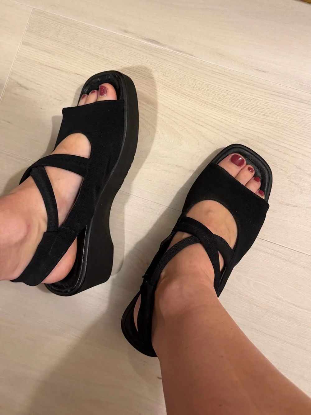 Vintage Black Heel Sandal Strappy